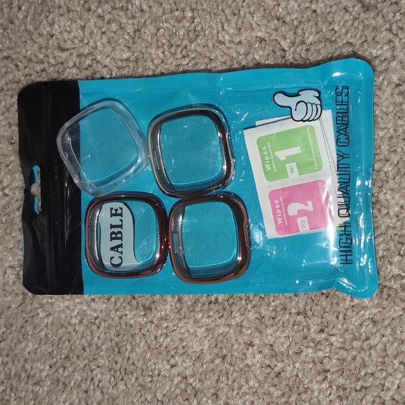 Fitbit Sense 2 with band, charger and 4 screen protectors - Picture 7 of 8